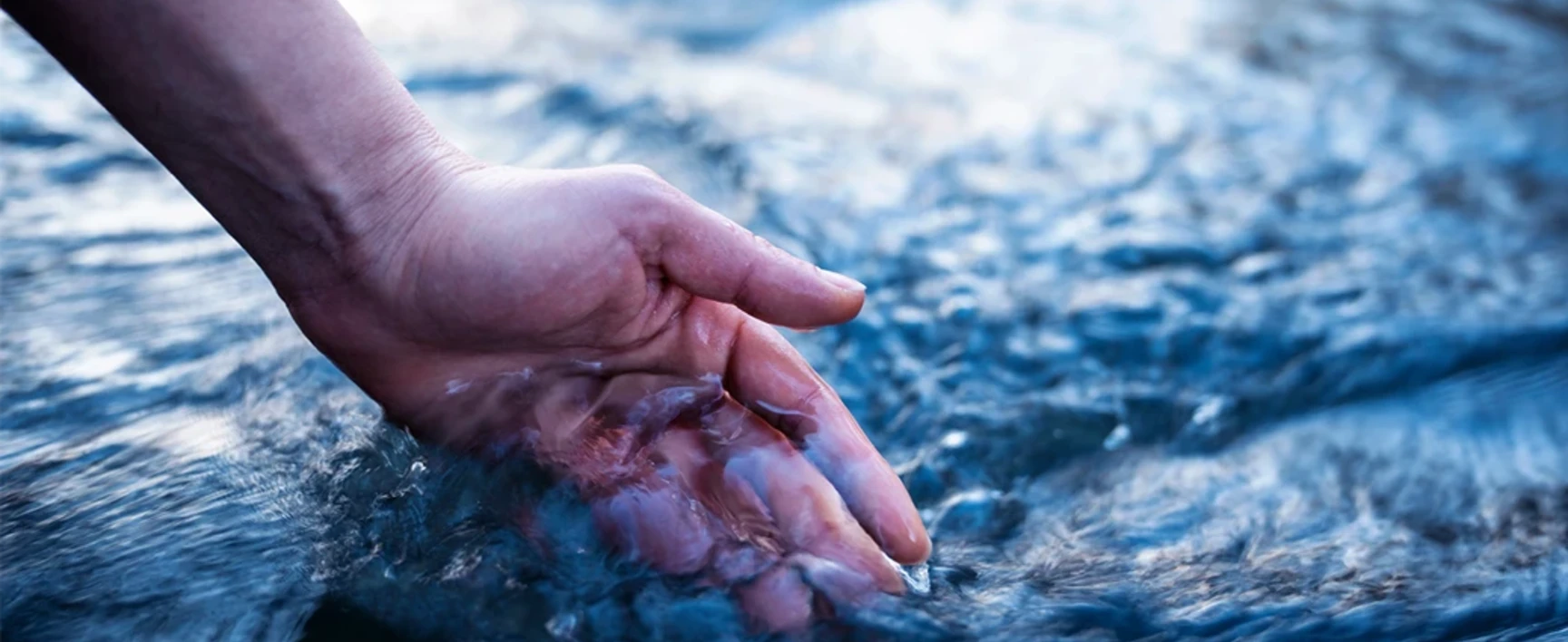 la-sicurezza-delle-acque-potabili_1441x750px_filtroblu